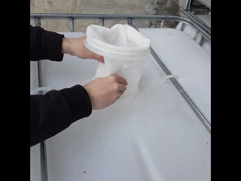 PP bag filter montage on IBC container